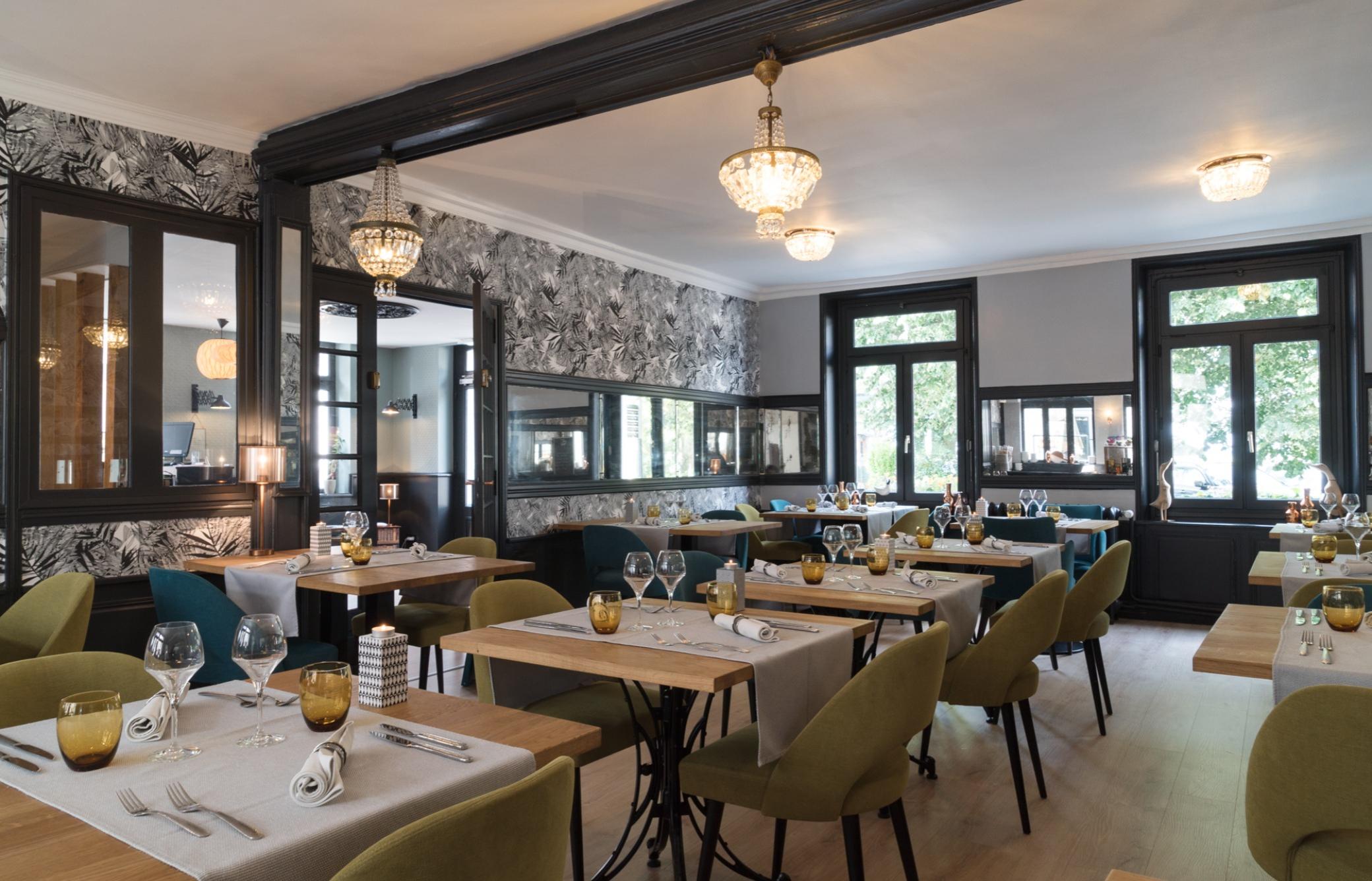 The Originals Boutique, Hotel La Colonne De Bronze, Saint-Valery-Sur-Somme Exterior photo