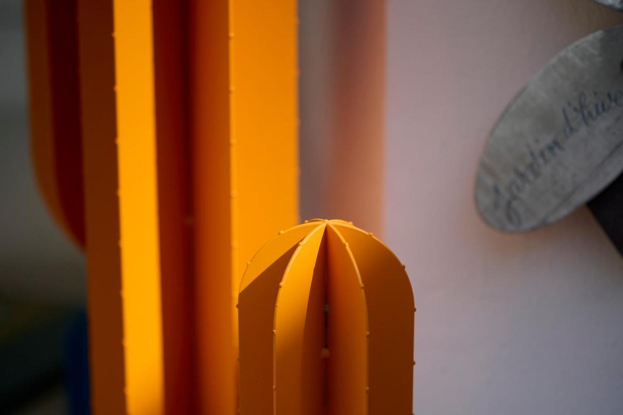 The Originals Boutique, Hotel La Colonne De Bronze, Saint-Valery-Sur-Somme Exterior photo