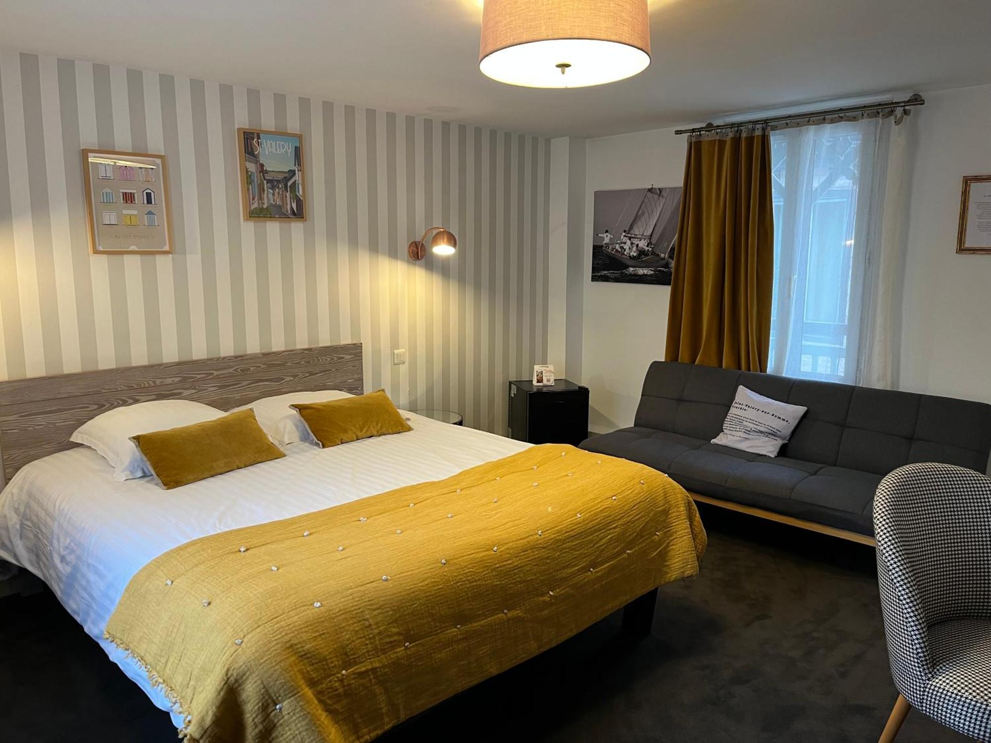 The Originals Boutique, Hotel La Colonne De Bronze, Saint-Valery-Sur-Somme Exterior photo